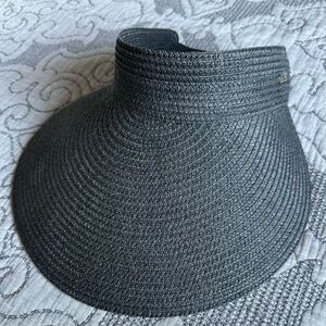 Chic Black Women's Sun Visor